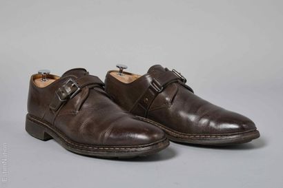 HESCHUNG
PAIRE DE CHAUSSURES à boucles en...