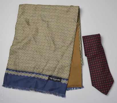 HERMÈS, GUY LAROCHE
Silk CRAVATE fashioned...