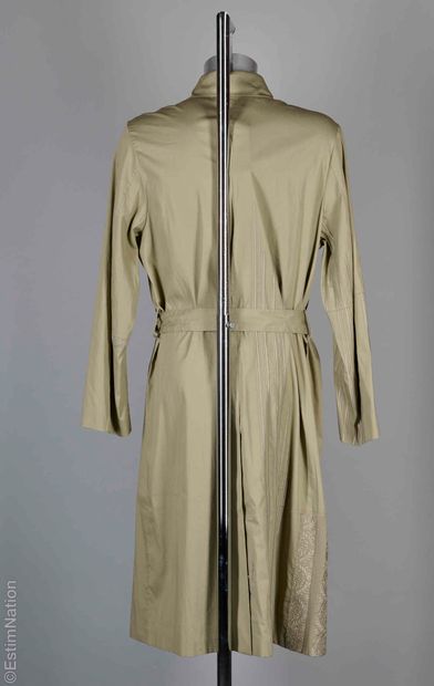 ROCHAS PAR FEDERICO CURRADI (COLLECTION PRINTEMPS-ÉTÉ...