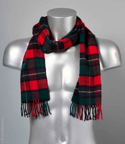 JOHNSTONS CASHMERE, OLD ENGLAND, LAURA ASHLEY
DEUX...