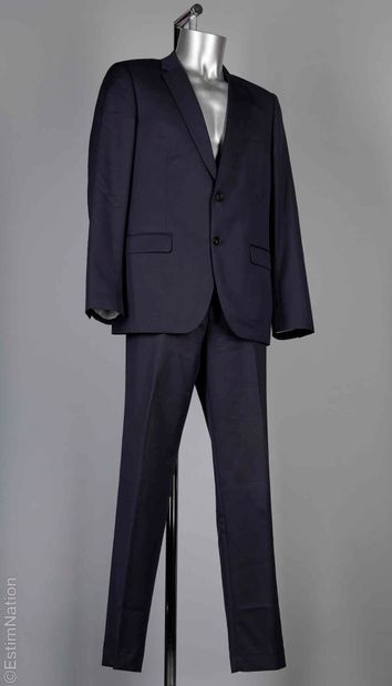 DE FURSAC
COSTUME en laine vierge froide...