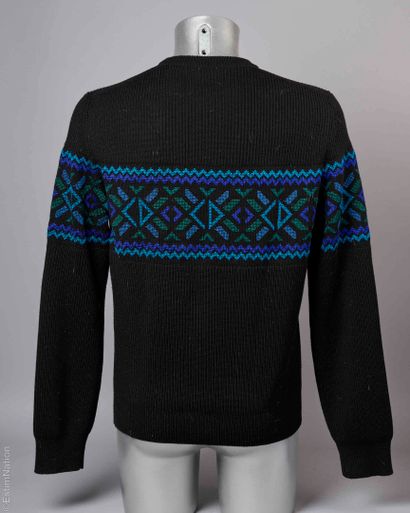 DIOR HOMME
PULL-OVER en épais tricot de laine...