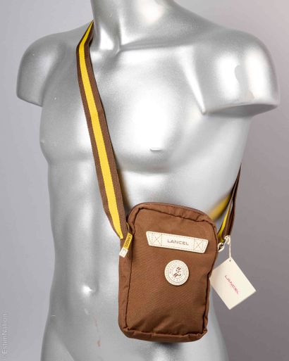 LANCEL X ROLAND GARROS
POCHETTE à porter...