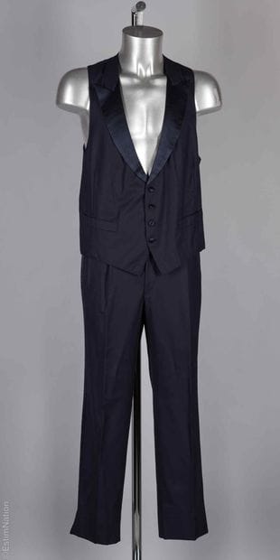 LANVIN SUR MESURE (1997)
SMOKING trois pièces...