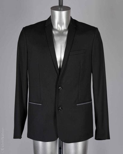 DIOR HOMME
VESTE en laine froide noire, fin...