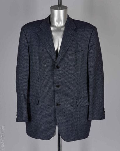 TORRENTE, FERAUD PARIS
BLAZER en laine façonné...