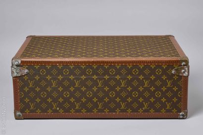 LOUIS VUITTON
VALISE 