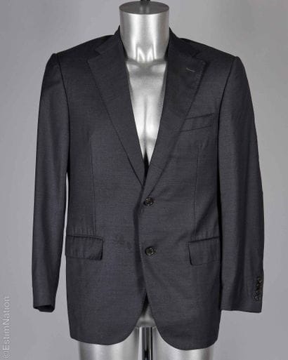 BOSS HUGO BOSS, CORNELIANI
DEUX VESTES grises...