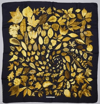 HERMÈS PARIS (1968)
CARRE en twill de soie...