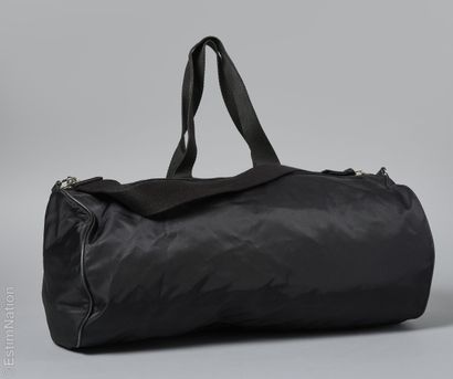 GIVENCHY PAR RICCARDO TISCI (COLLECTION PRINTEMPS-ÉTÉ...