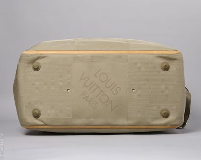 LOUIS VUITTON (2003)
SAC DE VOYAGE en toile...