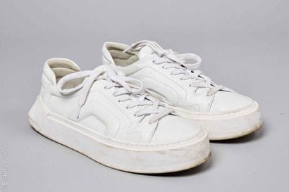 PIERRE HARDY
PAIRE DE SNEAKERS basses 