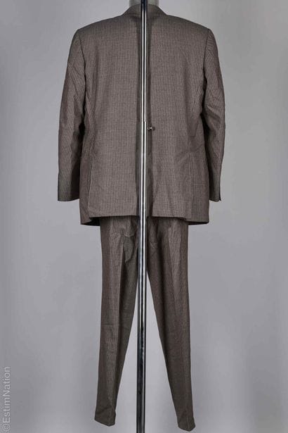 CANALI
COSTUME en laine vierge froide écorce...