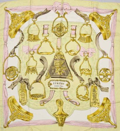 HERMÈS PARIS
CARRE en twill de soie imprimée...