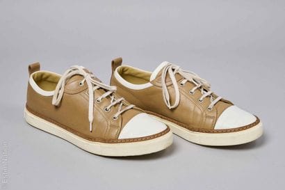 HERMÈS PARIS
PAIRE DE SNEAKERS basses en...