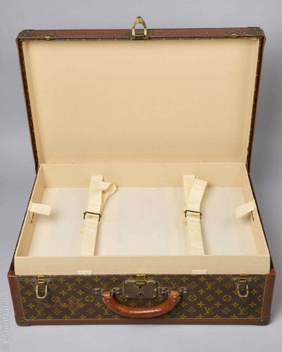 LOUIS VUITTON
VALISE 