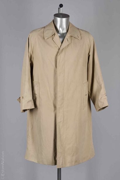 BURBERRYS'
PARDESSUS en gabardine de coton...