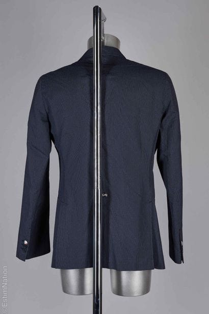 LOUIS VUITTON LIGNE AMERICA'S CUP (2017)
VESTE...