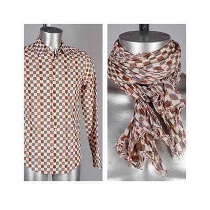 LOUIS VUITTON
DEUX CHEMISES en coton imprimé...