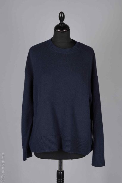 S MAX MARA
DEUX PULL OVER en tricot cachemire...