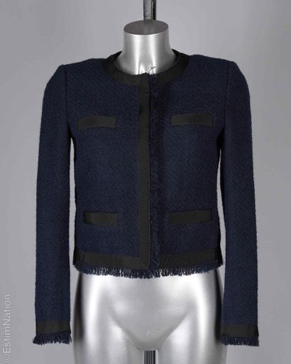CLAUDIE PIERLOT, PAUL SMITH BLACK
Zippered...