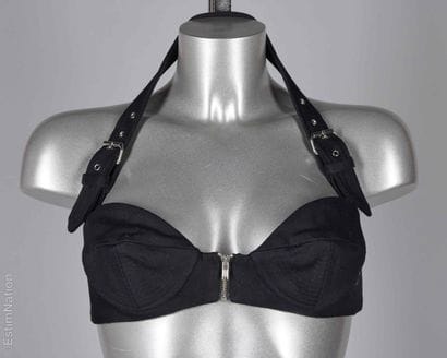 KHY X DILARA FINDIKOGLU (2025)
Black denim-style...