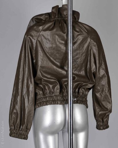 DRIES VAN NOTEN
VESTE zippée en épais polyester...