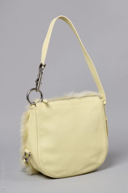 BURBERRY BY DANIEL LEE
SHOULDER BAG made...