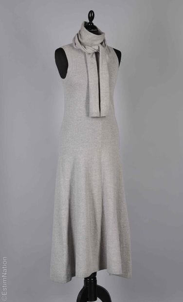 JOSEPH
ROBE longue évasée en tricot de laine...