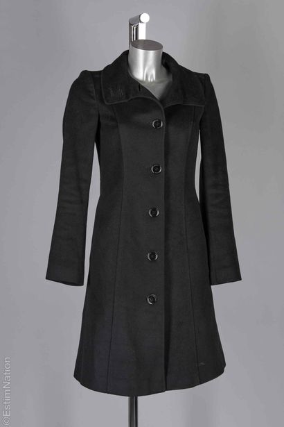 BURBERRY LONDON
MANTEAU en cachemire noir,...