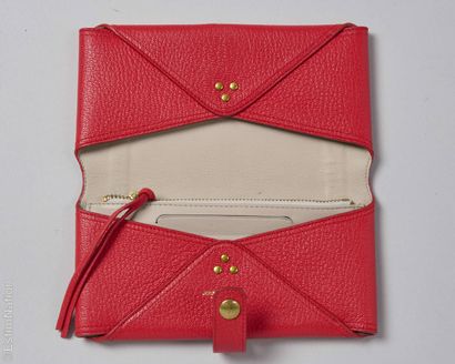 JÉRÔME DREYFUSS
Red goatskin wallet featuring...