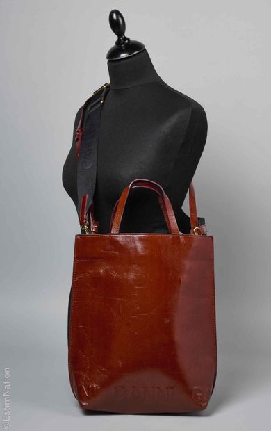 GANNI
BAG in imitation leather with shiny...