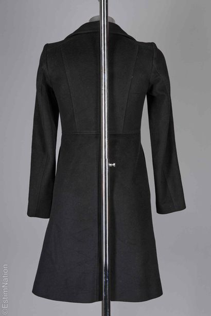 BURBERRY LONDON
MANTEAU en cachemire noir,...