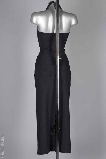 KHY X DILARA FINDIKOGLU (2025)
ROBE extra...