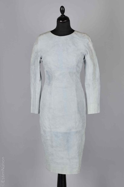 ANONYME
ROBE en peau légèrement stretch bleu...