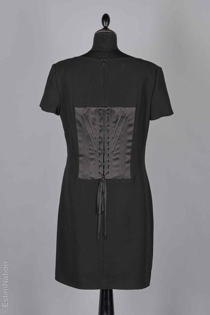 JEAN PAUL GAULTIER FEMME
ROBE en crêpe acétate...