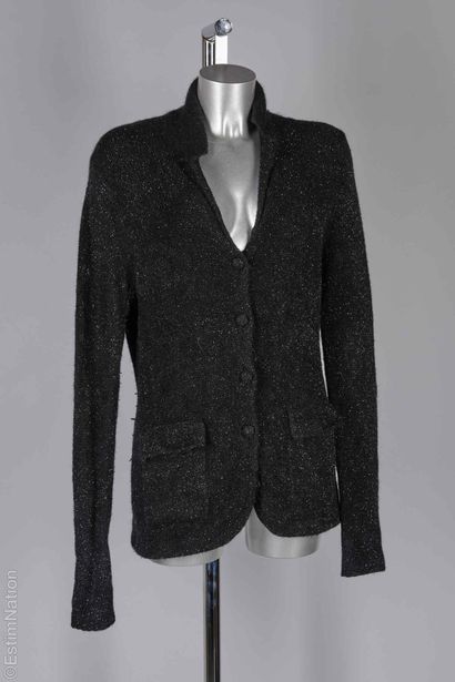 ERIC BOMPARD (MANQUE GRIFFE)
GILET en tricot...