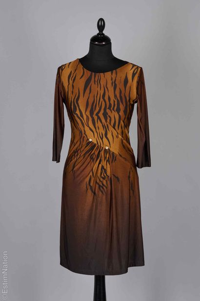 ROBERTO CAVALLI (FALL-WINTER 2010/11 COLLECTION)
Dress...