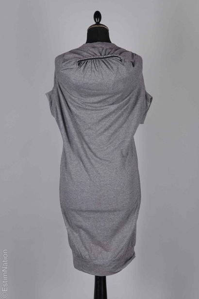 JUNYA WATANABE COMME DES GARÇONS
ROBE TEE...