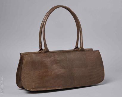 FURLA (2004)
SAC rectangulaire embossé façon...