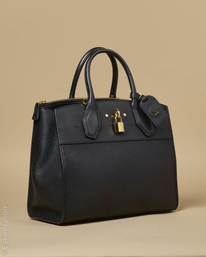 LOUIS VUITTON (2017)
SAC 
