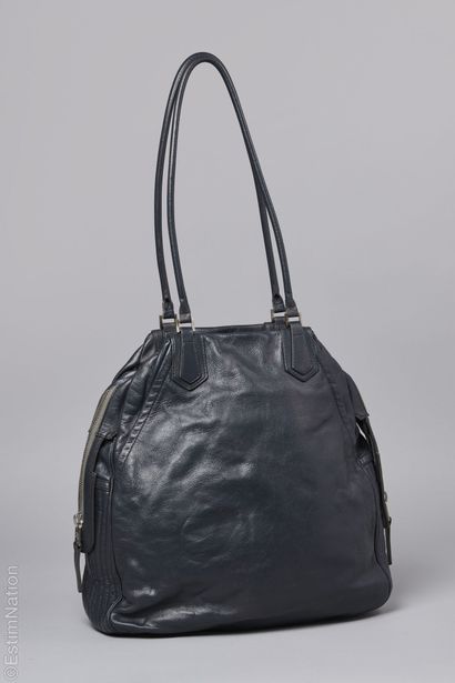 DELVAUX
SAC en veau charbon, intérieur en...