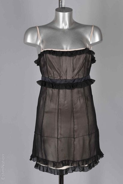 LOUIS VUITTON PAR MARC JACOBS
ROBE baby doll...