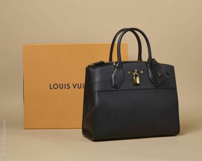 LOUIS VUITTON (2017)
SAC 