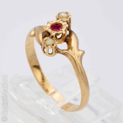 ROSA GOLD AND PEARL RING
A young woman’s...