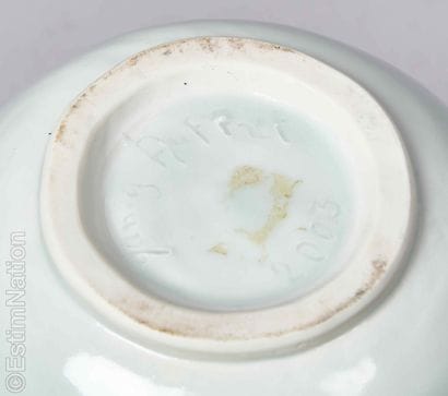 CONTEMPORARY CERAMICS - CELADON
Ovoid celadon...