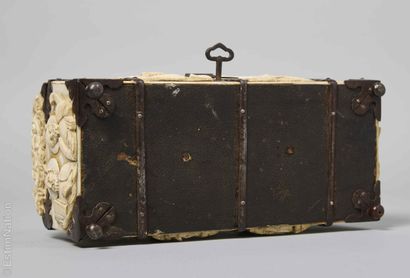 HISTORICIST DECORATIVE ARTS - 19TH CENTURY...