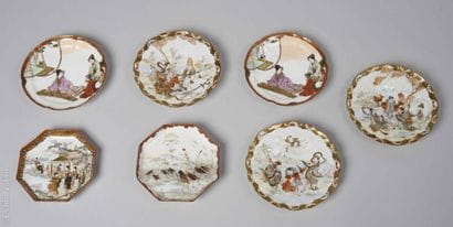 ART OF ASIA
Set of seven porcelain cups and...
