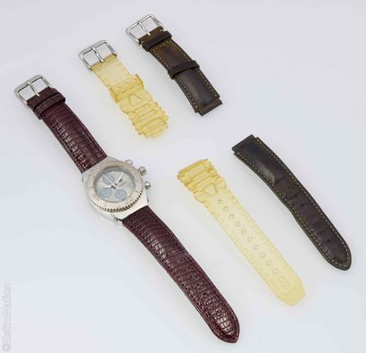 TECHNOMARINE - CRUISE 3
Steel wristwatch...