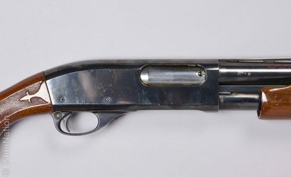 FUSIL A POMPE
Fusil à pompe Remington model...
